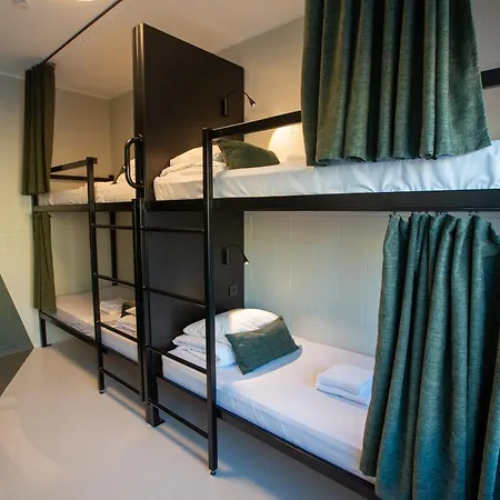 Hostel Ring *